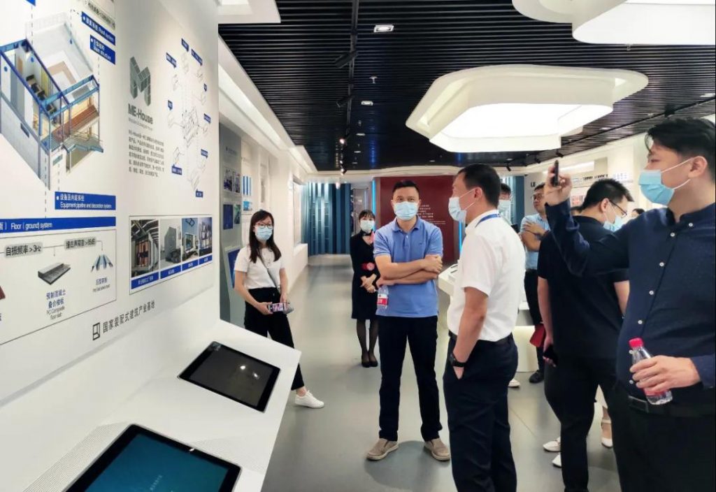 巖星專題 | 廣東工業設計城領導蒞臨深圳參觀深圳優秀企業博物館插圖(10) 巖星專題 | 廣東工業設計城領導蒞臨深圳參觀深圳優秀企業博物館插圖(10)