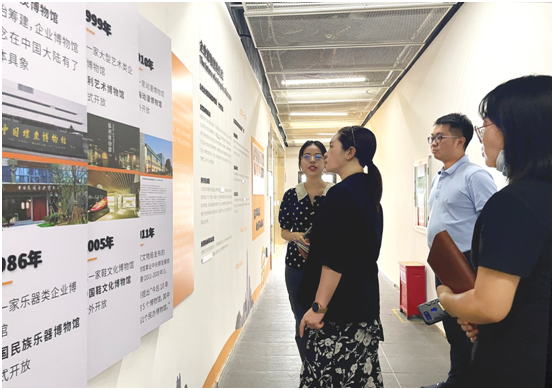 巖星之聲 | 深圳市數(shù)字創(chuàng)意與多媒體行業(yè)協(xié)會秘書長許詩喬一行來訪深圳巖星插圖 巖星之聲 | 深圳市數(shù)字創(chuàng)意與多媒體行業(yè)協(xié)會秘書長許詩喬一行來訪深圳巖星插圖