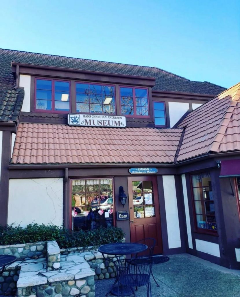 隈研吾設(shè)計安徒生博物館開幕,重新演繹丹麥童話插圖(3) 隈研吾設(shè)計安徒生博物館開幕,重新演繹丹麥童話插圖(3)