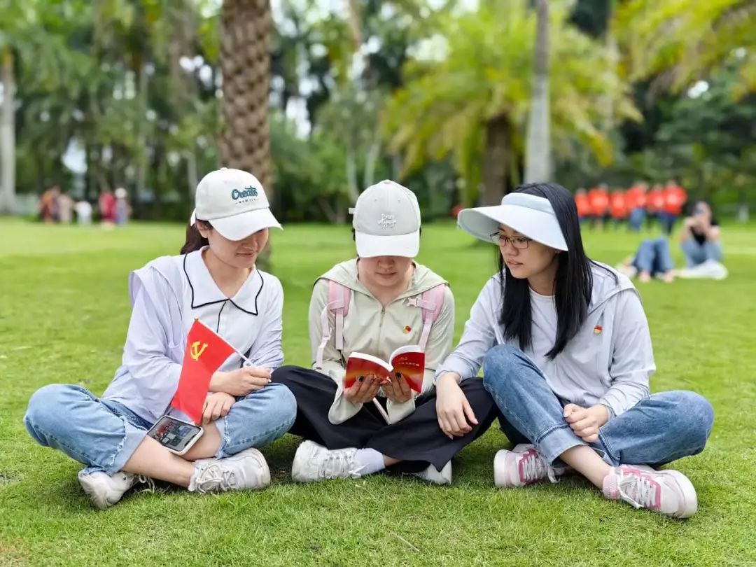 巖星之聲|巖星科建黨支部赴蓮花山開(kāi)展主題黨日活動(dòng)插圖(7) 圖片