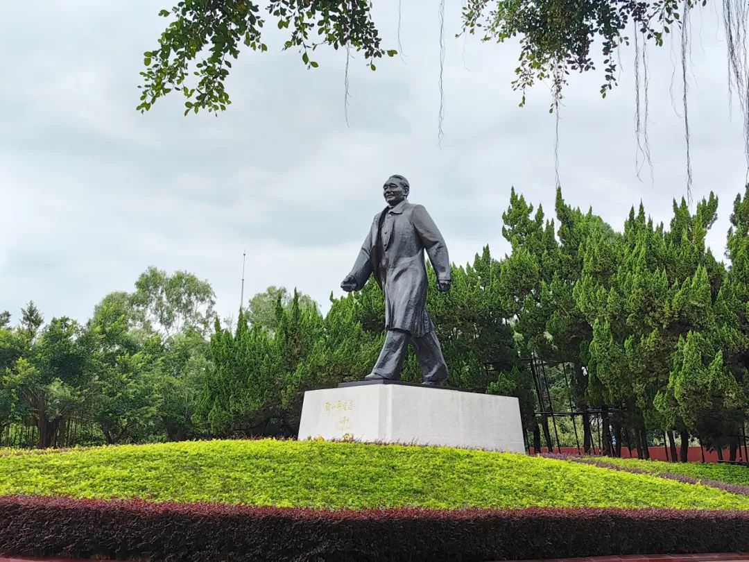 巖星之聲|巖星科建黨支部赴蓮花山開(kāi)展主題黨日活動(dòng)插圖 圖片